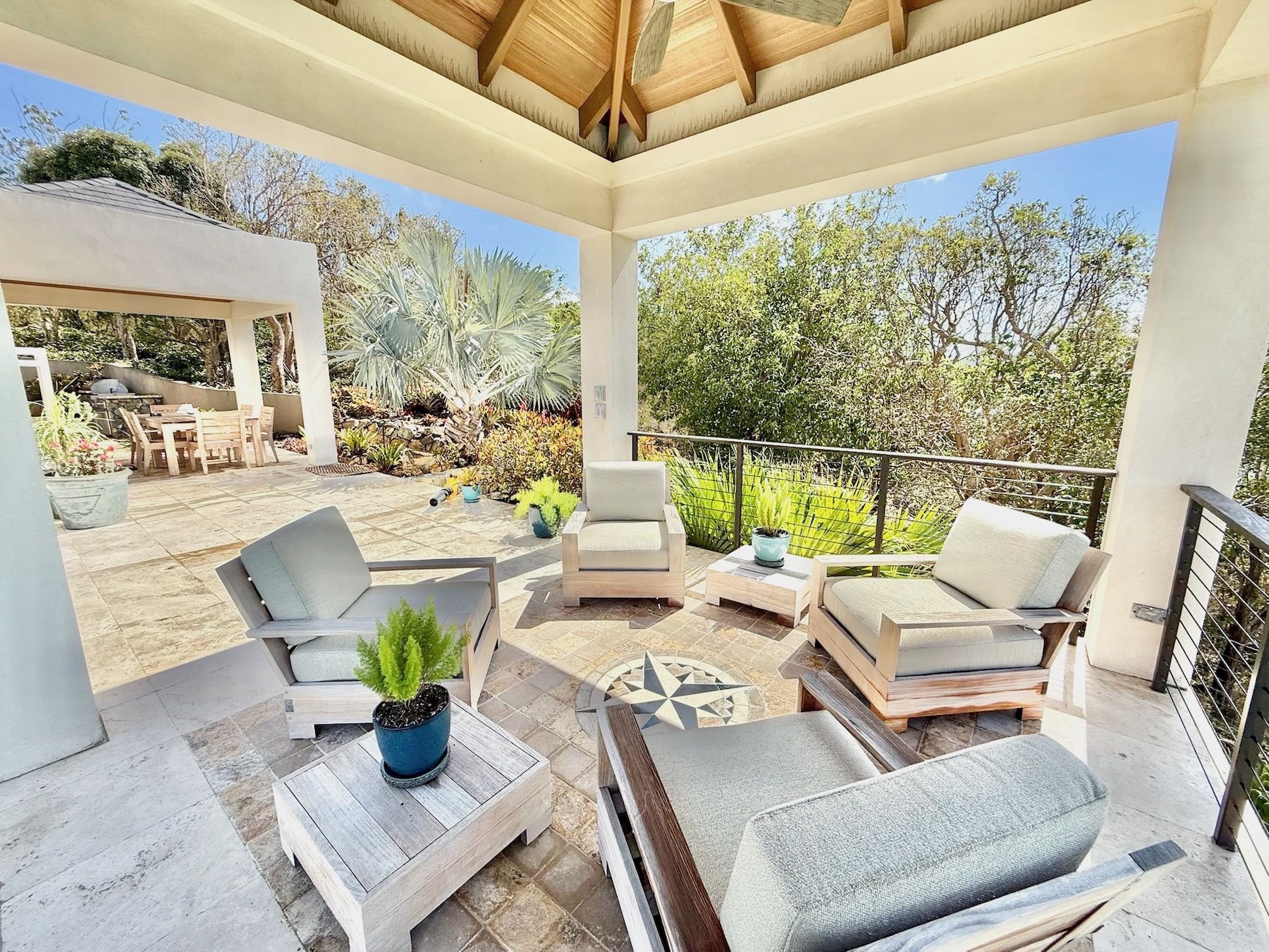 Window To The Sea villa photo.